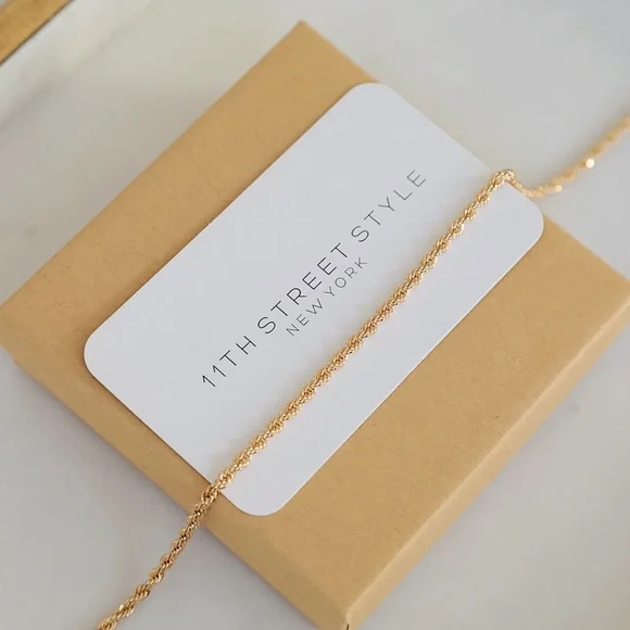 Hamptons Rope Chain | 18k Gold Filled - Picture 5 of 7